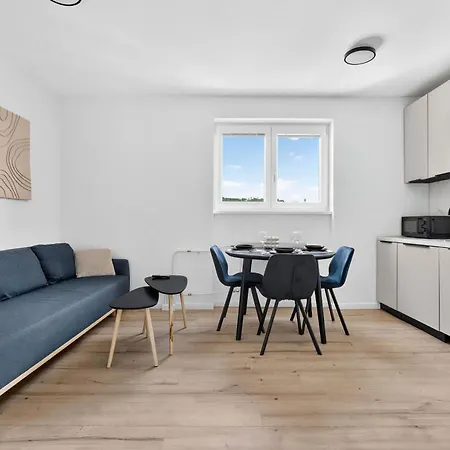 Horizon For 6 - Spacious & Quiet Lägenhet Bratislava